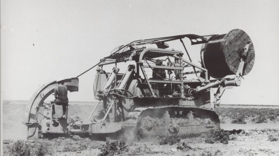 Installation of VESTAMID® sheathed telephone cables in Australia (protection against termites), 1970